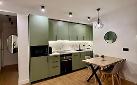 Piso Picasso, Modern Apartment In The Heart Of Malaga City